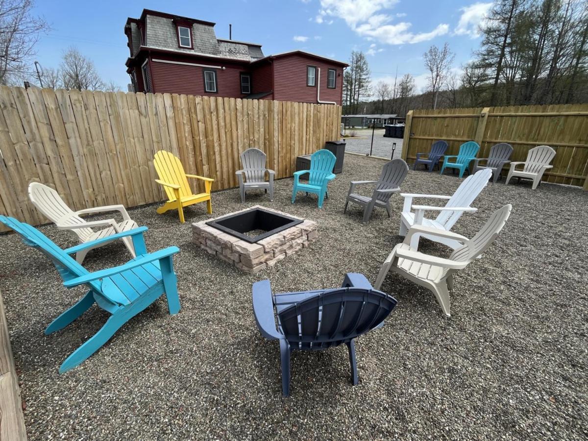 הנקוק 2 Bed Berkshire Getaway Minutes To Jiminy Peak Ski מראה חיצוני תמונה